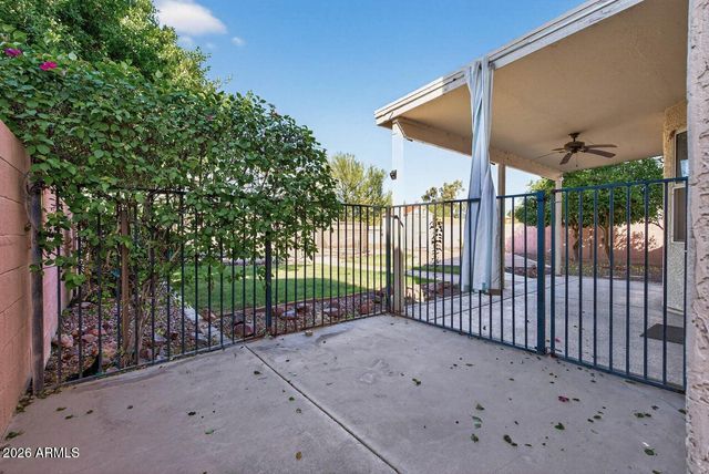 11530 W PALM BROOK Drive, Avondale, AZ 85392