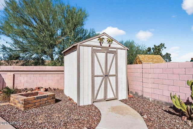 11530 W PALM BROOK Drive, Avondale, AZ 85392