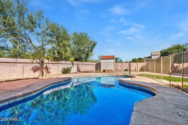 11530 W PALM BROOK Drive, Avondale, AZ 85392