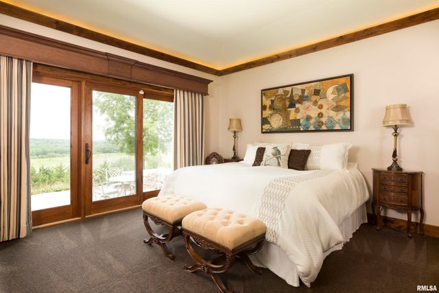 1841 N 1400 Road, Dahinda, IL 61428