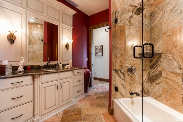 1841 N 1400 Road, Dahinda, IL 61428