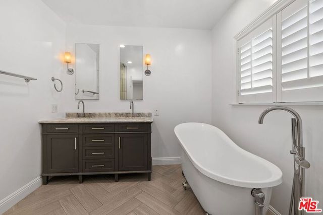 2030 Kelton Avenue, Los Angeles, CA 90025