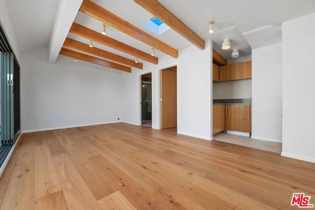 2030 Kelton Avenue, Los Angeles, CA 90025