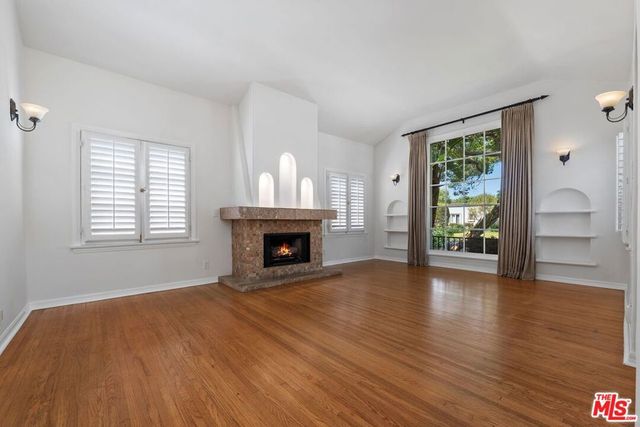 2030 Kelton Avenue, Los Angeles, CA 90025