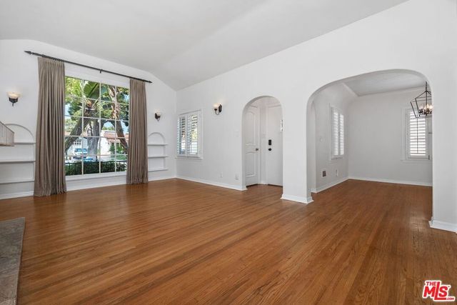 2030 Kelton Avenue, Los Angeles, CA 90025