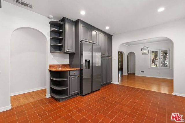 2030 Kelton Avenue, Los Angeles, CA 90025