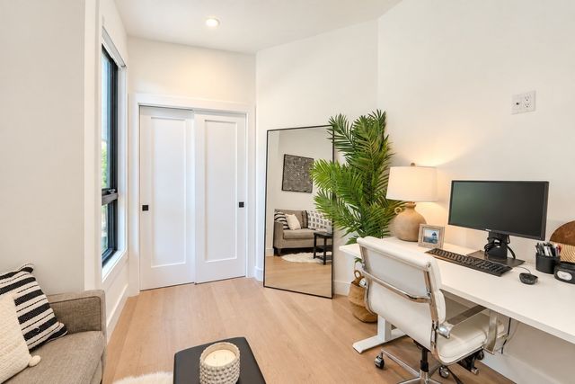 75 W Broadway 202, Boston, MA 02127