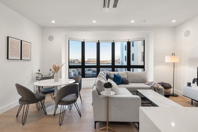 75 W Broadway 202, Boston, MA 02127