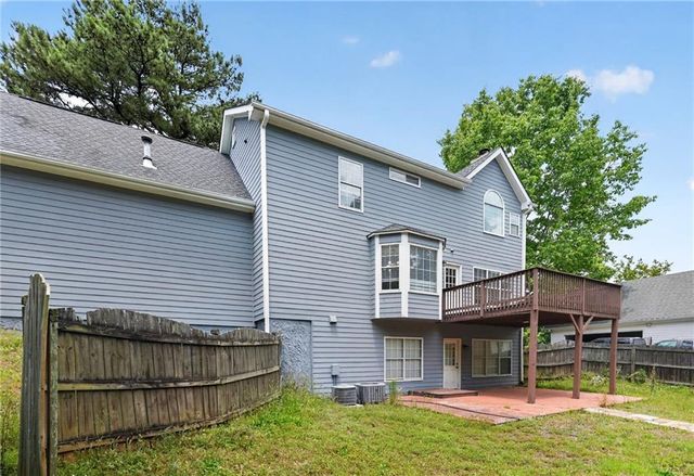 625 Harbor Bay Drive, Lawrenceville, GA 30045