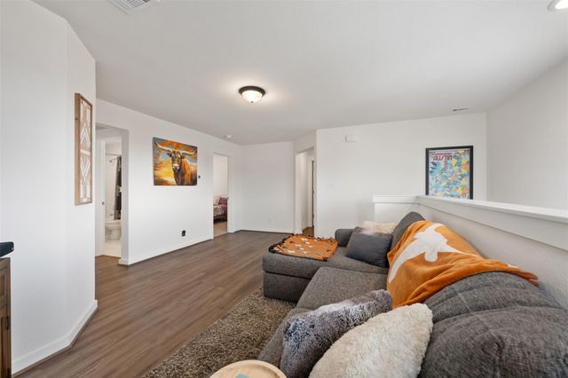 8204 A Prairie Rye DR, Lago Vista, TX 78645