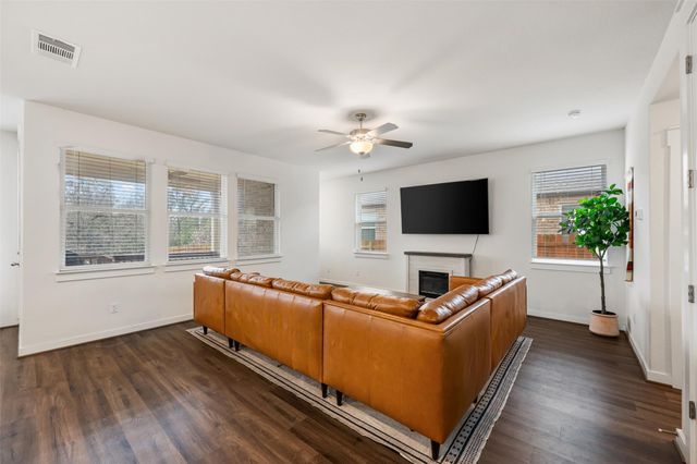 8204 A Prairie Rye DR, Lago Vista, TX 78645