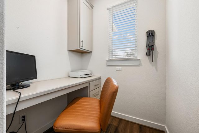 8204 A Prairie Rye DR, Lago Vista, TX 78645