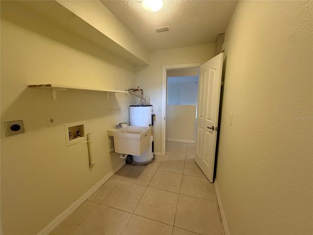 440 W TARPON BOULEVARD NW, Port Charlotte, FL 33952