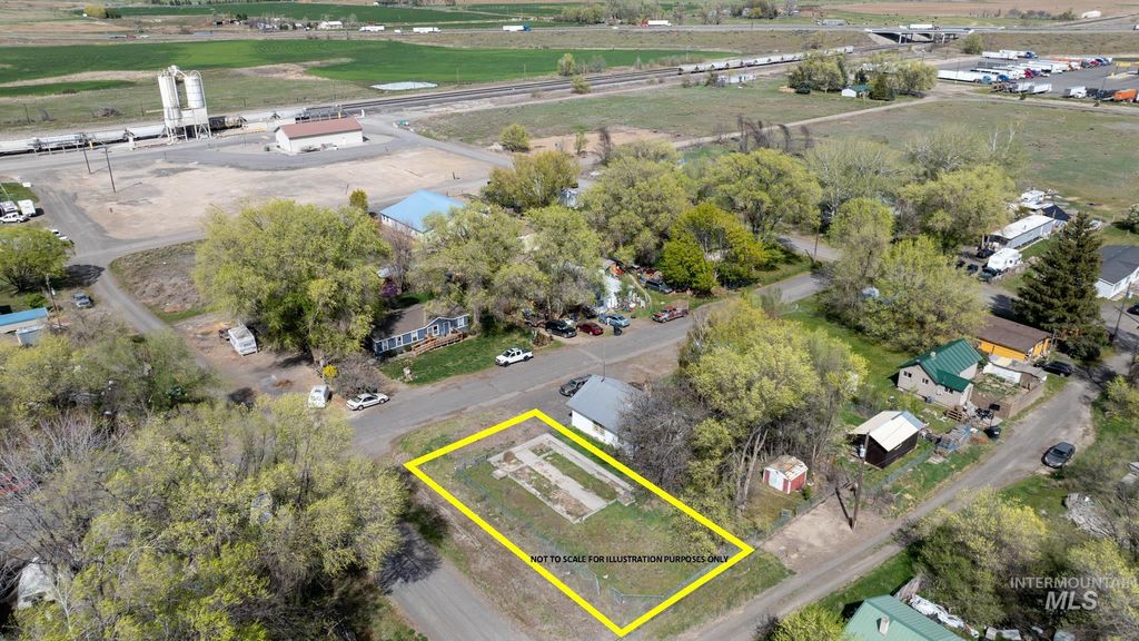 331 High St., Bliss, ID 83314