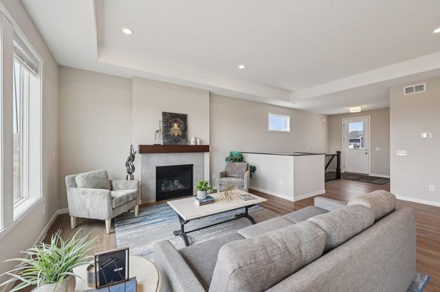 9035 62nd Street S, Cottage Grove, MN 55016