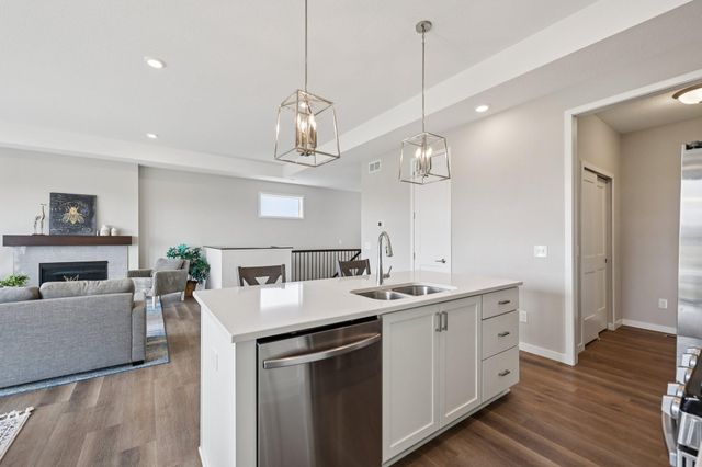 9035 62nd Street S, Cottage Grove, MN 55016