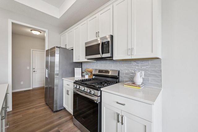 9035 62nd Street S, Cottage Grove, MN 55016