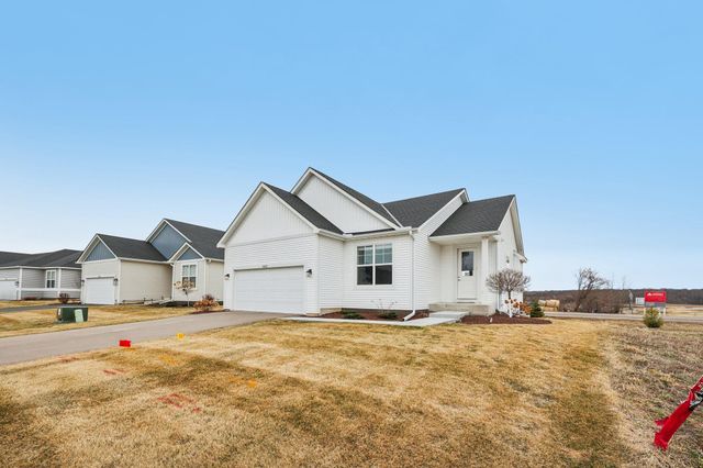 9035 62nd Street S, Cottage Grove, MN 55016