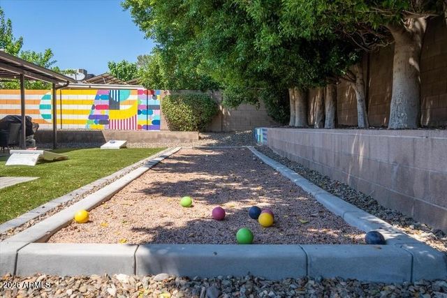 14417 N 10th Street, Phoenix, AZ 85022