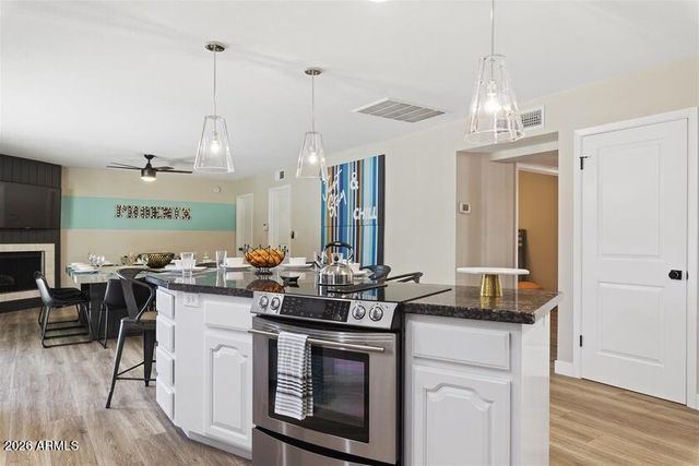 14417 N 10th Street, Phoenix, AZ 85022