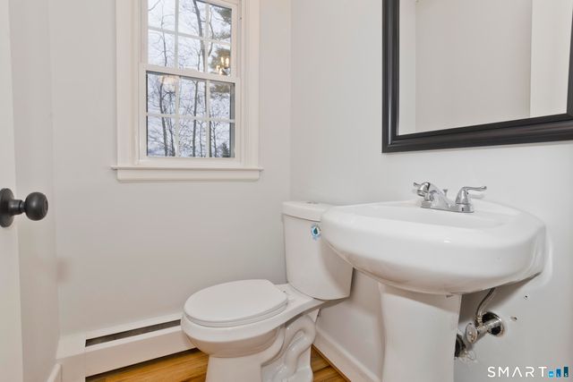 49 Carver Circle, Simsbury, CT 06070