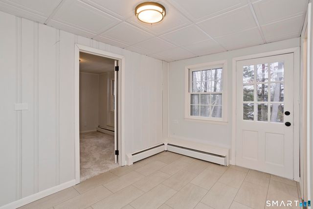 49 Carver Circle, Simsbury, CT 06070