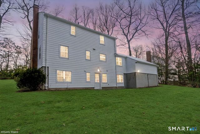 49 Carver Circle, Simsbury, CT 06070