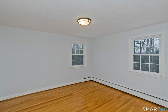 49 Carver Circle, Simsbury, CT 06070