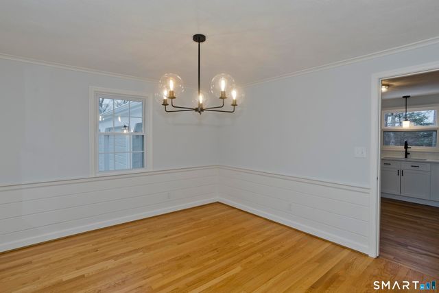 49 Carver Circle, Simsbury, CT 06070