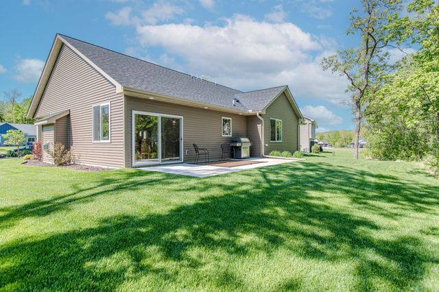 4704 381st Trail, North Branch, MN 55056