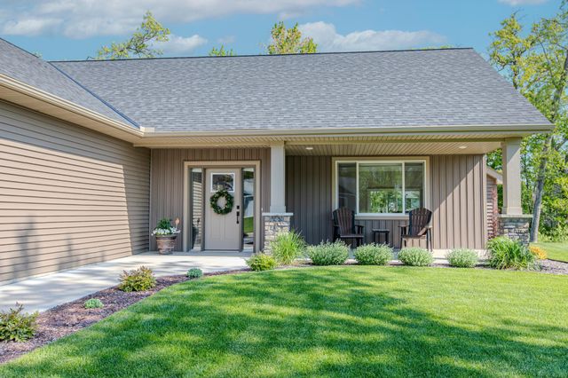 4704 381st Trail, North Branch, MN 55056