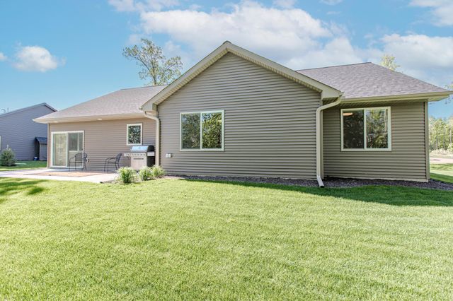 4704 381st Trail, North Branch, MN 55056
