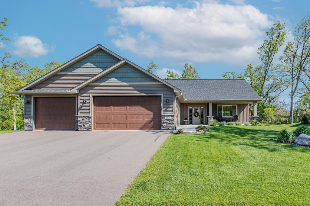 4704 381st Trail, North Branch, MN 55056