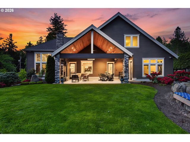 2518 WEMBLEY PARK Rd, Lake Oswego, OR 97034