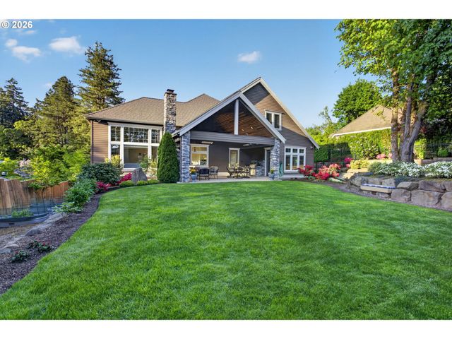 2518 WEMBLEY PARK Rd, Lake Oswego, OR 97034