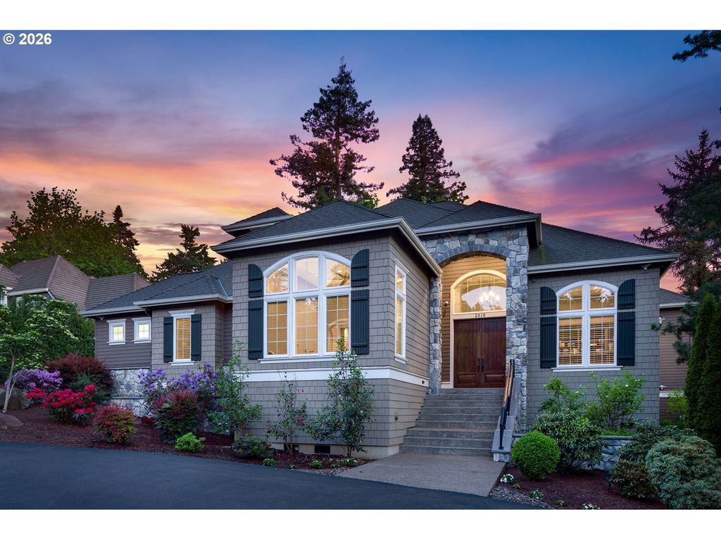 2518 WEMBLEY PARK Rd, Lake Oswego, OR 97034
