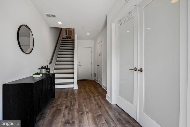 3509 SUTTON HEIGHTS CIR, Fairfax, VA 22031
