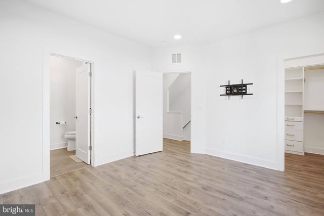 3509 SUTTON HEIGHTS CIR, Fairfax, VA 22031