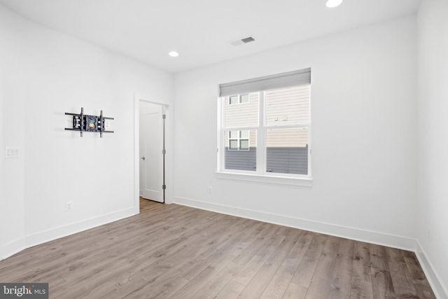3509 SUTTON HEIGHTS CIR, Fairfax, VA 22031