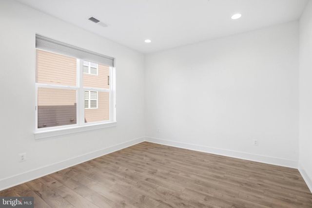 3509 SUTTON HEIGHTS CIR, Fairfax, VA 22031