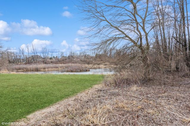 390 Saint Andre Drive, Valparaiso, IN 46383