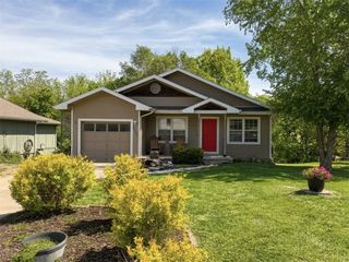 1806 Gates Drive W, Platte City, MO 64079