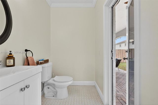 15874 SW 138th Ter 2, Miami, FL 33196