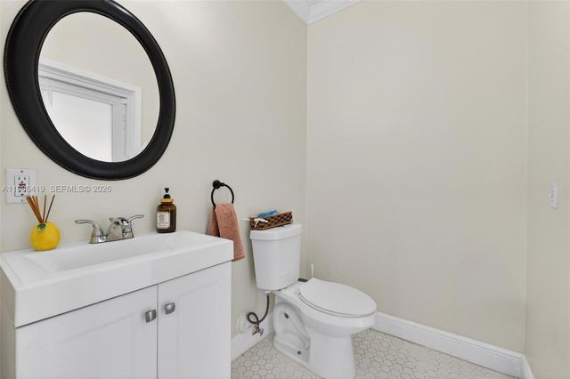 15874 SW 138th Ter 2, Miami, FL 33196