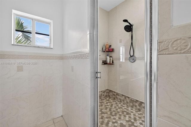 15874 SW 138th Ter 2, Miami, FL 33196