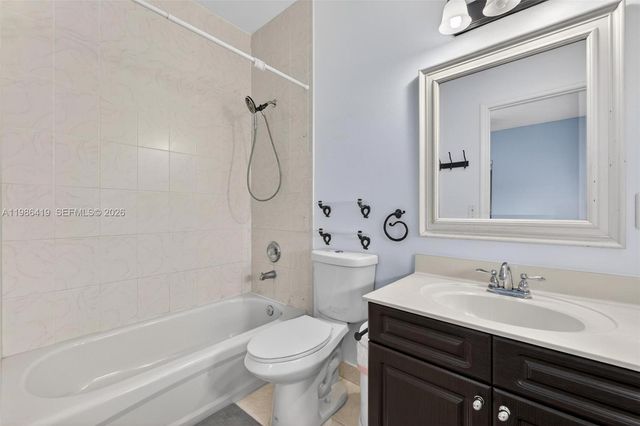 15874 SW 138th Ter 2, Miami, FL 33196