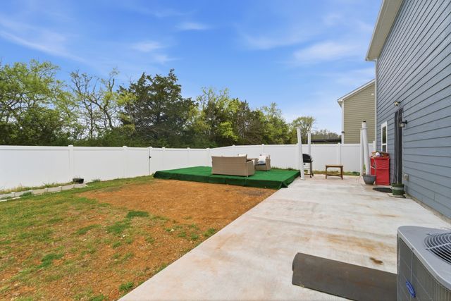 2210 Cancellara Ct, Murfreesboro, TN 37127