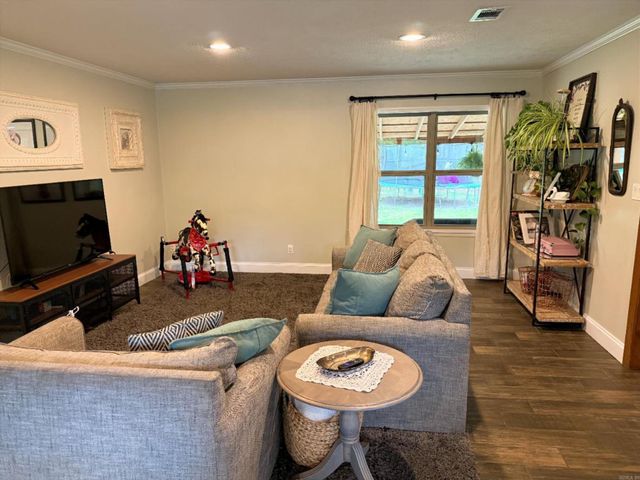 542 Jason St., Clinton, AR 72031