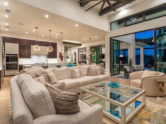 1095 BLUE SHELL LOOP, Sarasota, FL 34240