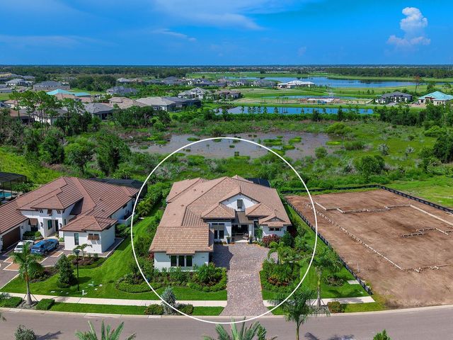 1095 BLUE SHELL LOOP, Sarasota, FL 34240